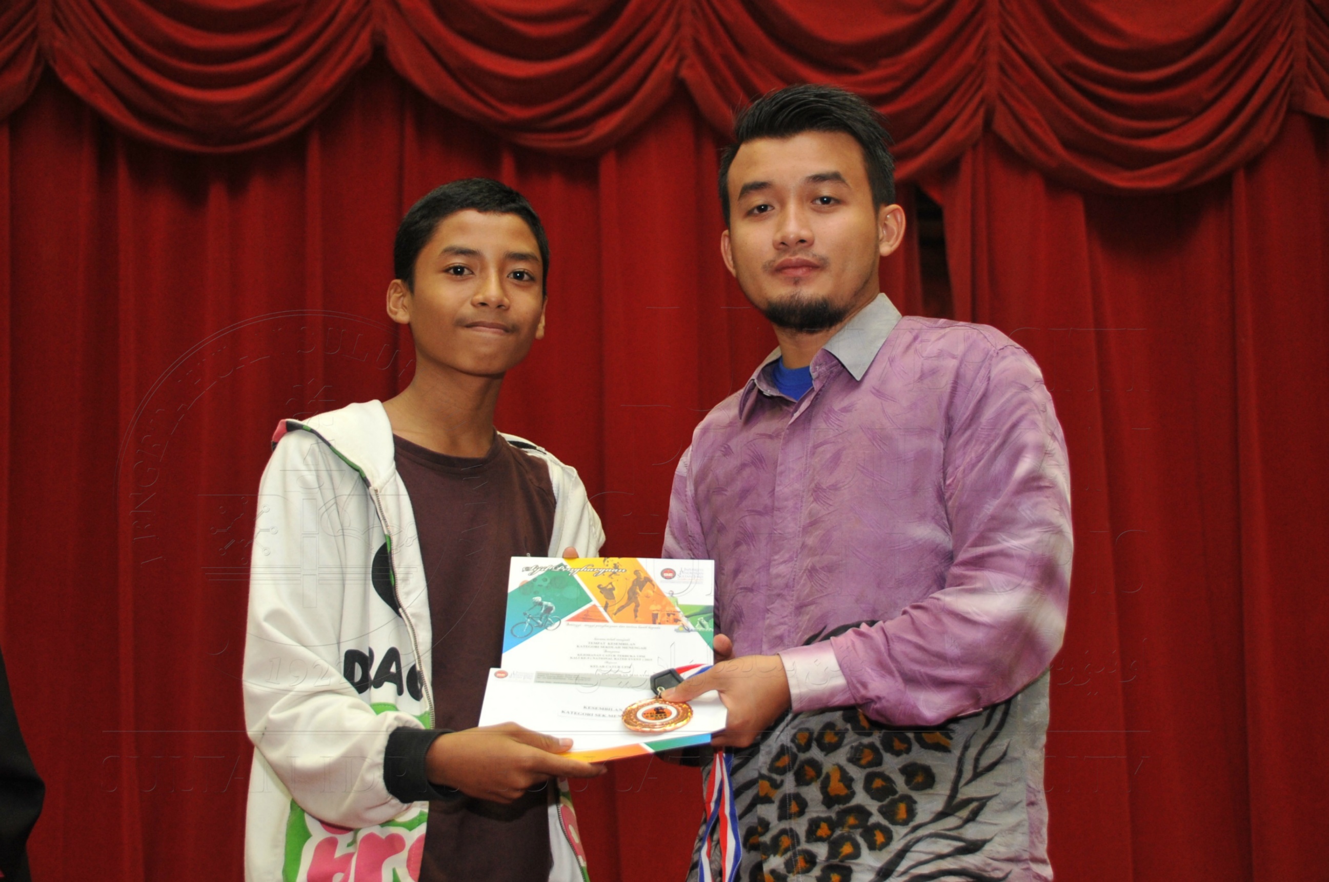 PRO15 158 CATUR HAS 9409